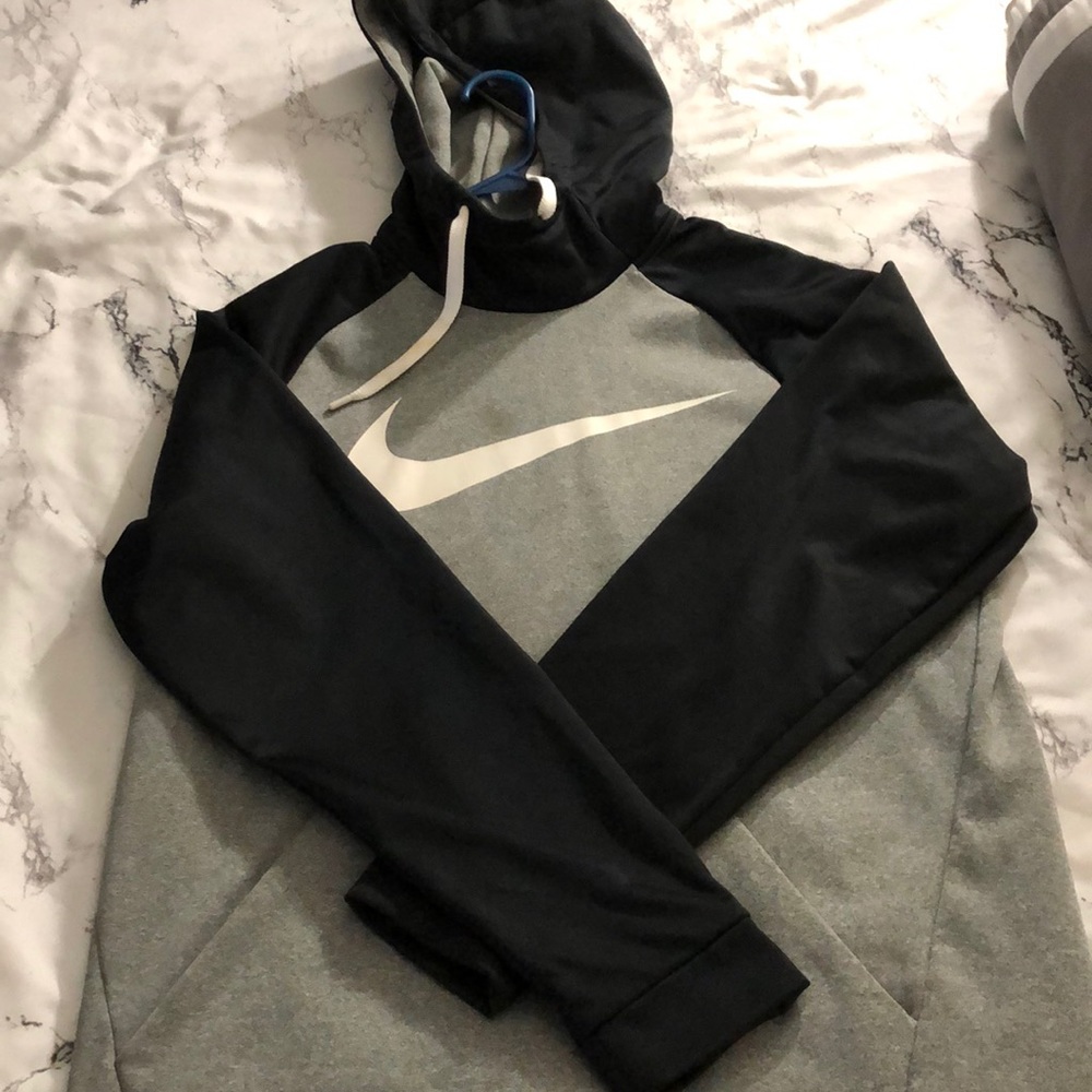 NIKE pullover
